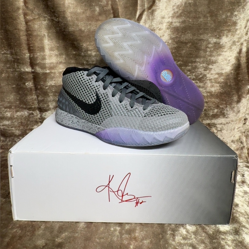 Nike Kyrie 1 All-Star Basketball Shoes Sz 6y
